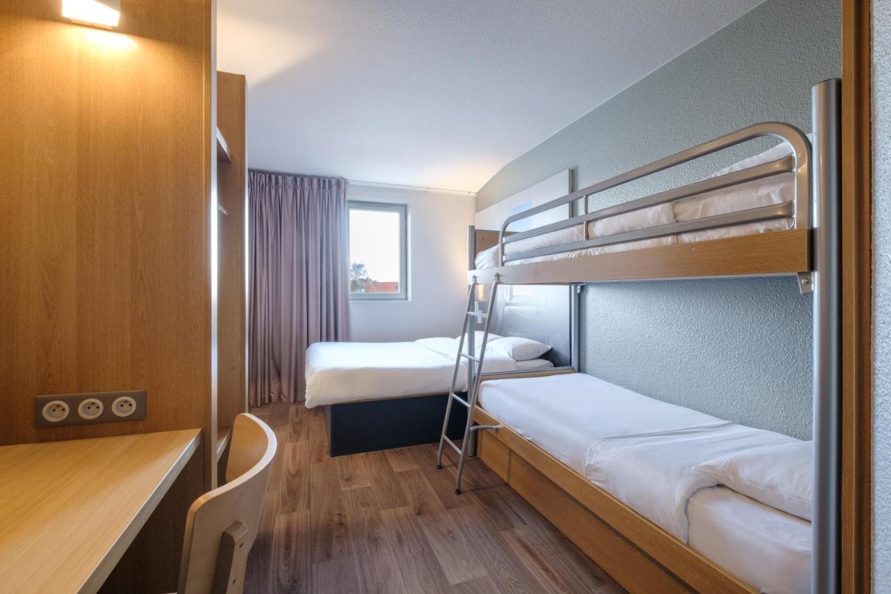 B&B Hotel Calais Centre St Pierre Екстер'єр фото